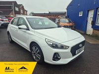 Used Hyundai i30 SE 120 HP (88 kW) 2018 White Hatchback