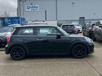 Used Mini Cooper Classic 134 HP (98 kW) 2022 Black Hatchback