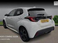 Used Toyota Yaris Hybrid Design 116 HP (85 kW) 2024 White Hatchback