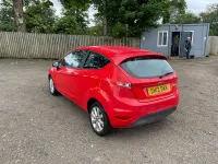 Used Ford Fiesta 60 HP (44 kW) 2012 Red Hatchback