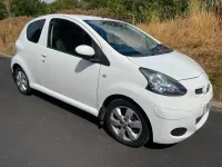 Used Toyota Aygo 68 HP (50 kW) 2012 White Hatchback