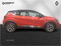 Used Renault Captur Version S 140 HP (102 kW) 2021 Red/black  SUV