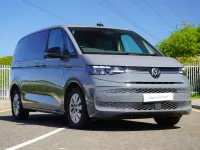 Begagnad VW Multivan Life 218 HK (160 kW) 2024 Grå Minibuss