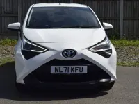 Used Toyota Aygo X-play 71 HP (52 kW) 2022 White Hatchback