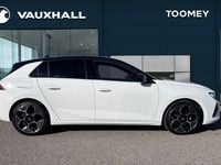 Used Vauxhall Astra Ultimate 178 HP (130 kW) 2024 White Hatchback