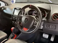 Used Renault Clio 200 HP (147 kW) 2014 White Hatchback