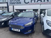 Usado Ford Focus Zetec 2017 Azul Citadino