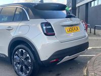 Used Fiat 600E La Prima 114 kW (156 HP) 2025 Sand/black roof SUV