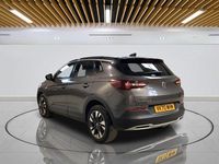 Used Vauxhall Grandland X SRi 130 HP (95 kW) 2020 SUV