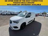 Second-hand Vauxhall Combo Sportive 2020 Alb Monovolum