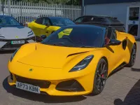 Used Lotus Emira 404 HP (297 kW) 2024 Yellow Coupe