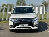 Used Mitsubishi Outlander P-HEV 2016 White Estate