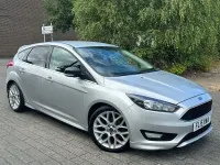 Used Ford Focus Zetec 120 HP (88 kW) 2015 Silver Hatchback