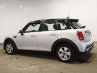 Begagnad Mini Cooper Classic 134 HK (98 kW) 2022 Silver Halvkombi