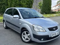 Used Kia Rio LX 2006