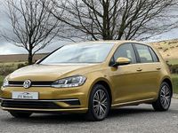 Used VW Golf VII SE 125 HP (91 kW) 2018 Yellow Hatchback
