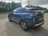 Used Peugeot 3008 Allure Premium 222 HP (163 kW) 2022 Blue SUV