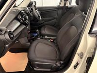 Begagnad Mini Cooper Classic 2019 Vit Halvkombi