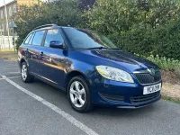 Used Skoda Fabia SE 105 HP (77 kW) 2011 Blue Estate
