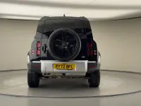 Used Land Rover Defender SE 300 HP (220 kW) 2023 Santorini black SUV