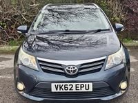 Used Toyota Avensis T4 124 HP (91 kW) 2012 Grey Estate