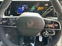 New Renault Austral Techno Esprit Alpine 200 HP (147 kW) 2025 Special two tone  matte satin white with diamond black roof  SUV