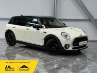 Usado Mini Cooper Clubman 136 CV (100 kW) 2016 Blanco Familiar
