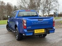 New Isuzu D-Max 2025 Biarritz blue Pickup