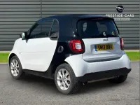 Used Smart ForTwo Coupé Passion 71 HP (52 kW) 2017 White Coupe