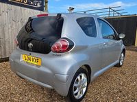 Used Toyota Aygo 68 HP (50 kW) 2014 Silver Hatchback