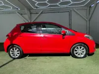 Used Toyota Yaris 101 HP (74 kW) 2013 Red Hatchback