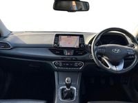 Used Hyundai i30 Premium SE 140 HP (102 kW) 2018 Black Hatchback