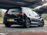 Used VW Golf VII R-line 150 HP (110 kW) 2017 Black Hatchback