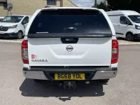 Usado Nissan Navara Tekna 190 CV (139 kW) 2018 Blanco Pickup/Camioneta