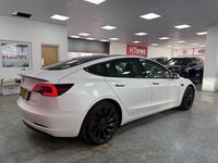 Used Tesla Model 3 Performance 461 kW (627 HP) 2023 White Sedan
