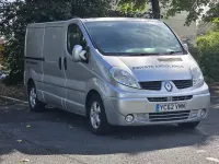 Używany Renault Trafic 115 KM (84 kW) 2012 Srebrny Minivan