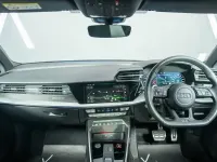Używany Audi RS3 Advanced 400 KM (294 kW) 2022 Niebieski Sedan/Limuzyna