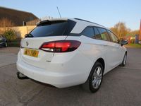 Used Vauxhall Astra Design Edition 2018 White Estate