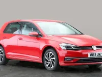 Używany VW Golf VII Edition 150 KM (110 kW) 2020 Czerwony Hatchback