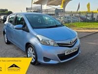 Used Toyota Yaris 2013 Blue Hatchback