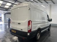 Usado Ford Transit 130 CV (95 kW) 2023 Blanco Van