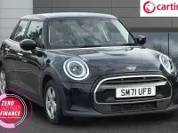 Used Mini Cooper Classic 136 HP (100 kW) 2022 Black Hatchback