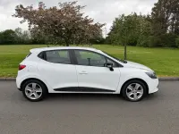 Used Renault Clio Expression+ 75 HP (55 kW) 2014 White Hatchback
