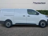 Used Vauxhall Vivaro 100 HP (73 kW) 2023 White MPV