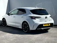 Used Toyota Corolla Sport 184 HP (135 kW) 2021 White Hatchback