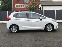 Used Honda Jazz SE 2015 White Hatchback