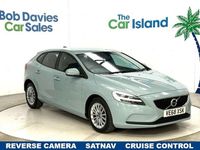 Used Volvo V40 Momentum 120 HP (88 kW) 2019 Blue Hatchback