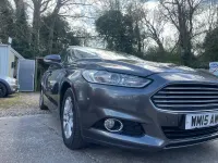 Usado Ford Mondeo Titanium 150 HP (110 kW) 2015 Cinzento Citadino