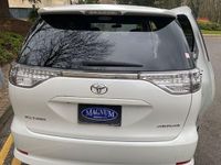 Used Toyota Estima 170 HP (125 kW) 2013 Pearl white MPV