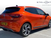 Używany Renault Clio V RS Line 89 KM (65 kW) 2022 Pomarańczowy